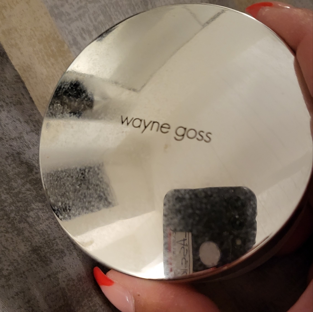 Wayne Goss Powder